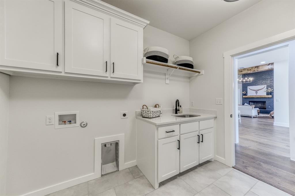 The Preserve On Ash - Residential