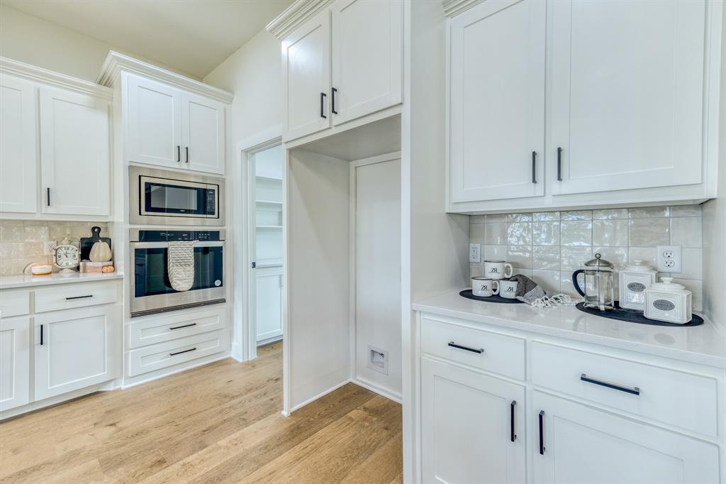 The Preserve On Ash - Residential