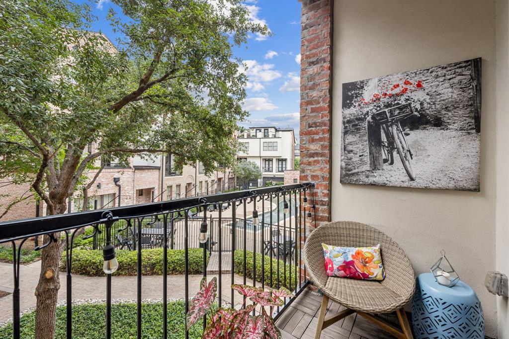 Intown Homes Farmers Market - Residential