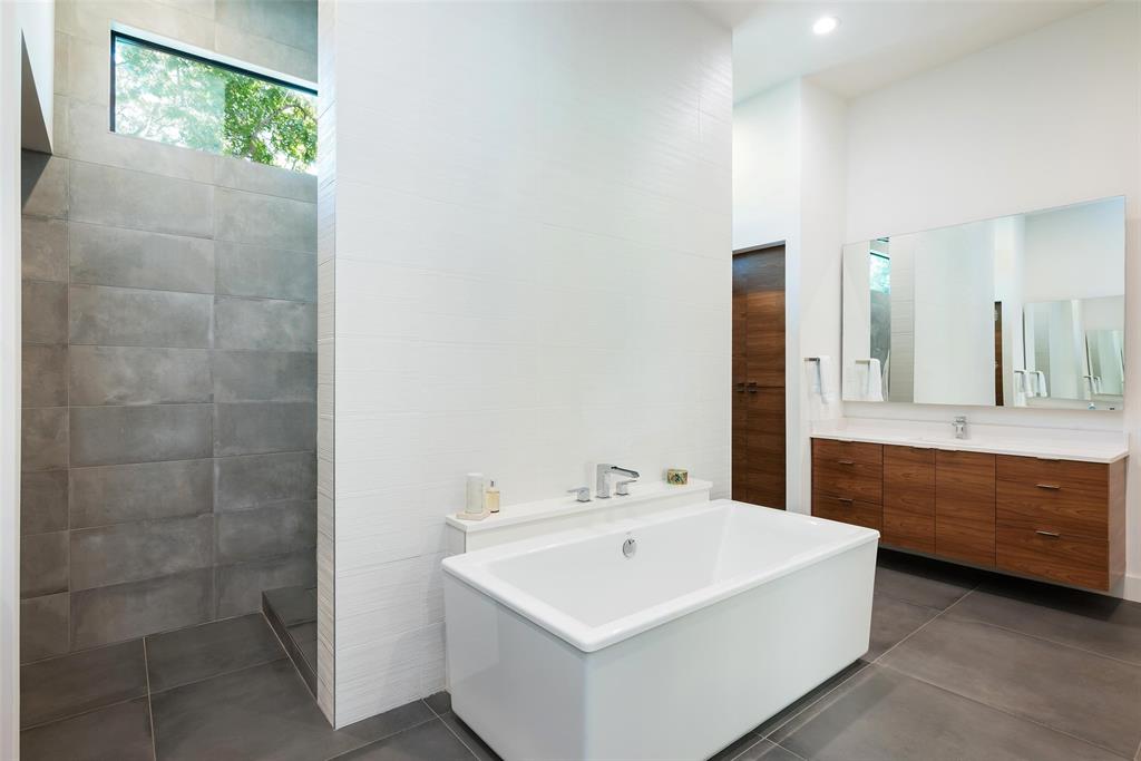 Guggenheim Acres - Residential