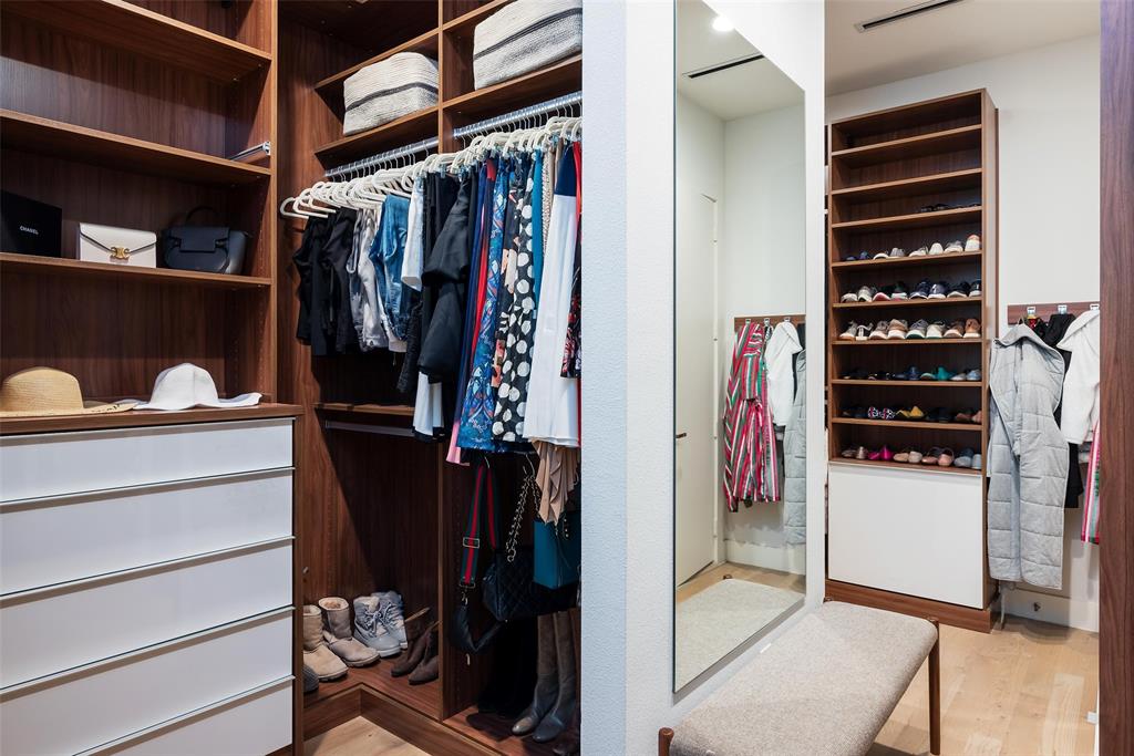 Guggenheim Acres - Residential