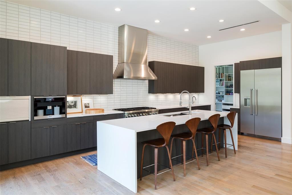 Guggenheim Acres - Residential