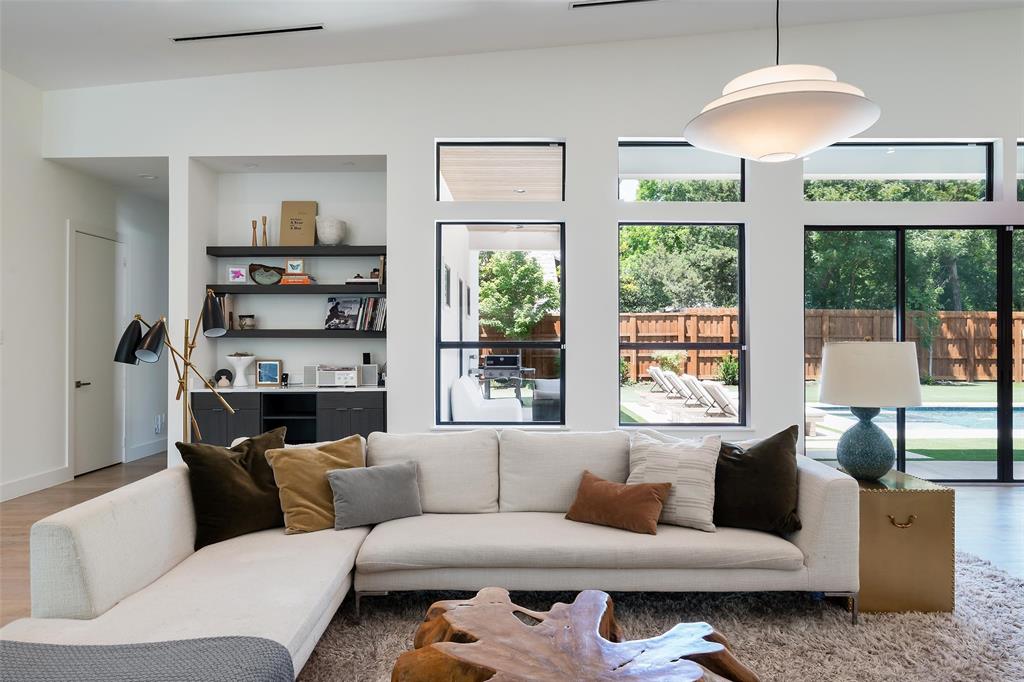 Guggenheim Acres - Residential