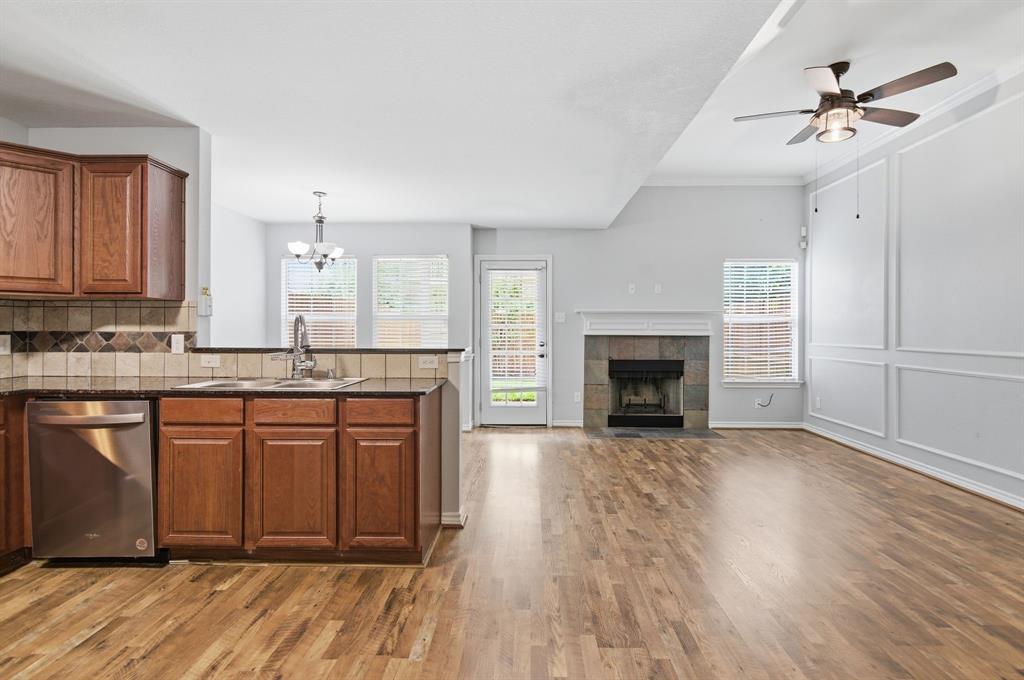Newport Village At Trinity - Residential