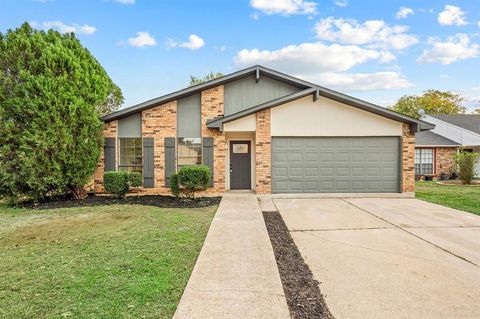 4124 Silverberry Avenue Fort Worth TX 76137