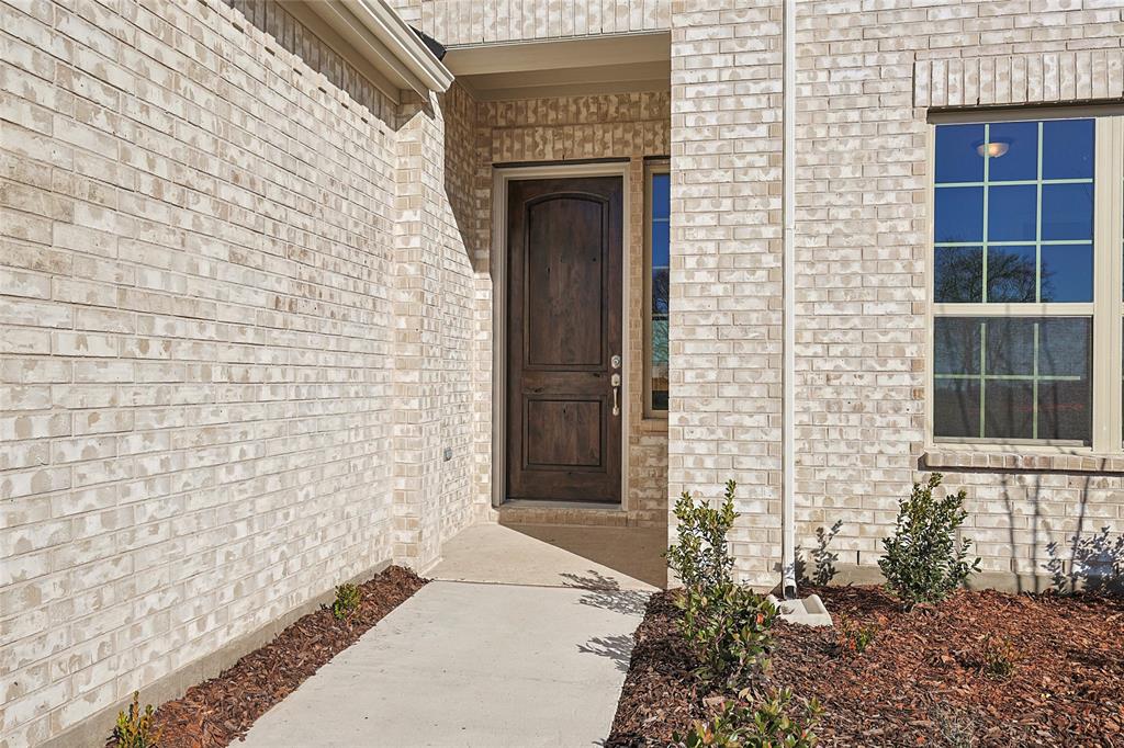 1052 Alberta Spruce Road