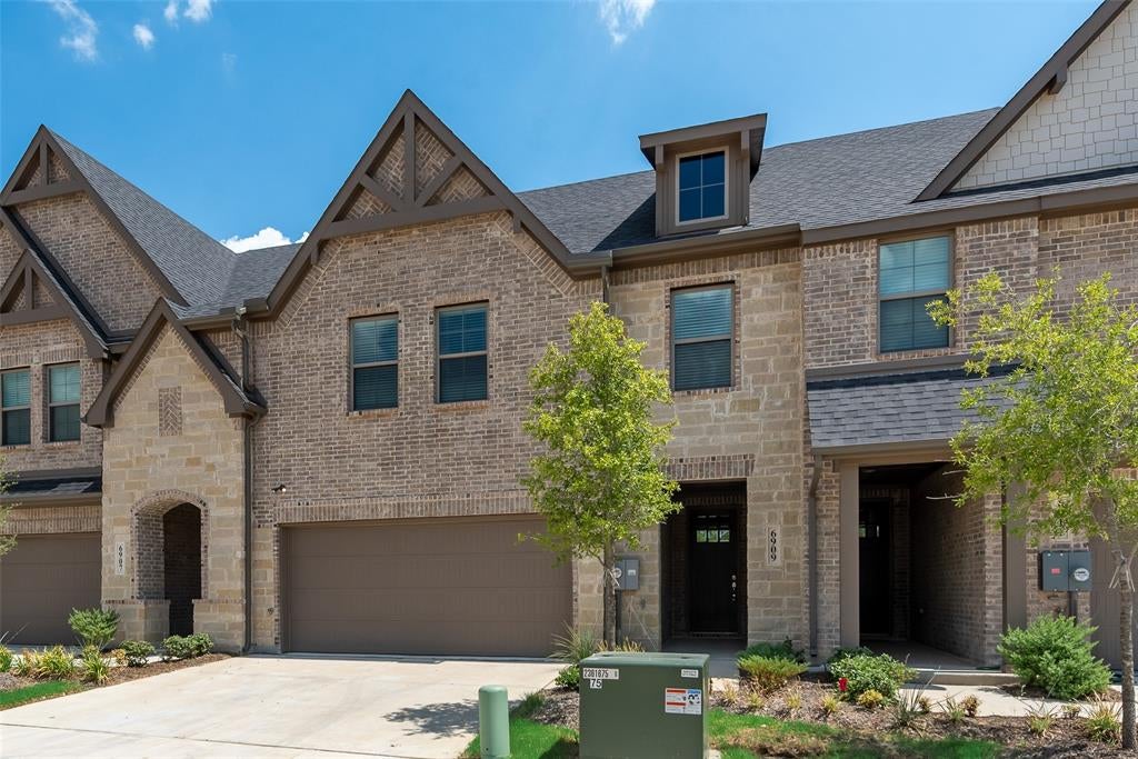 Photo of 6909 Yellow Hammer Way, Arlington, TX 76001 (MLS # 21374960)