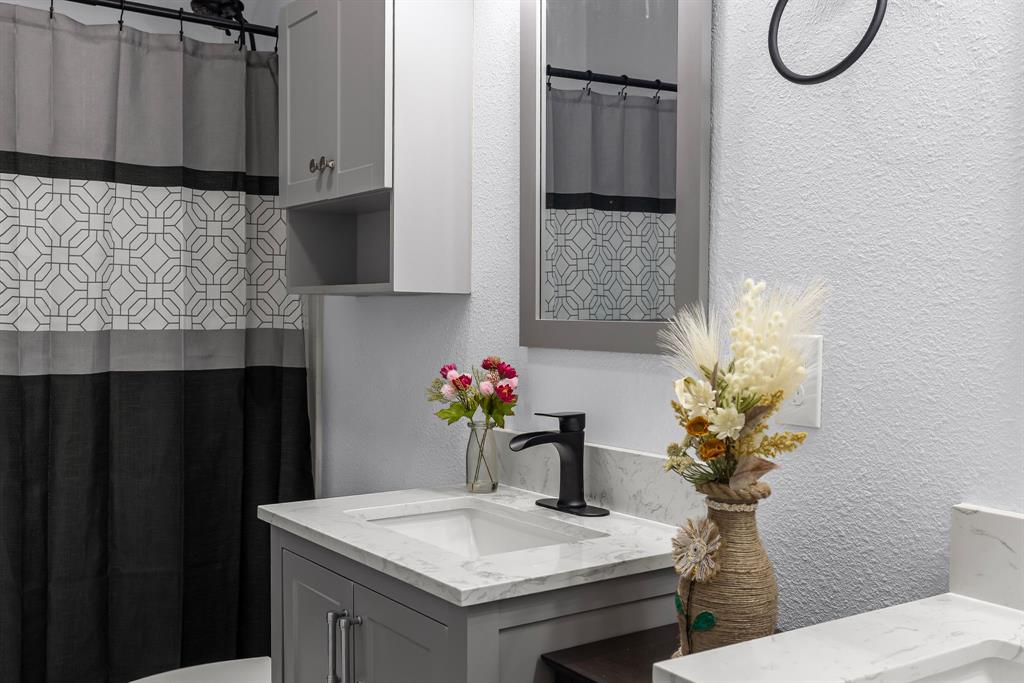 J L Ratliff - Residential