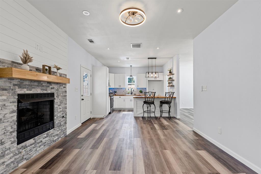 J L Ratliff - Residential