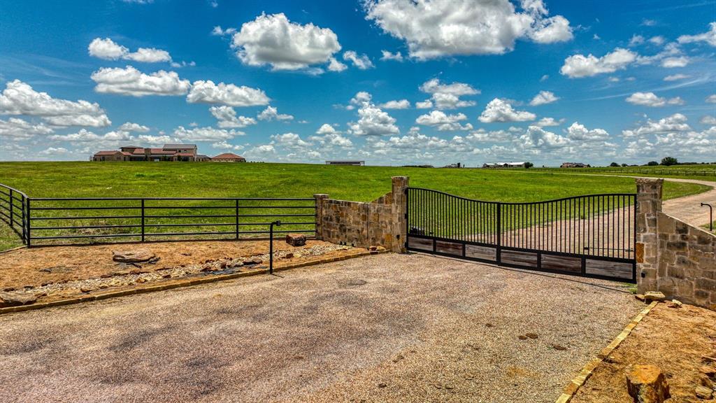 Rocky Creek Ranch - Farm