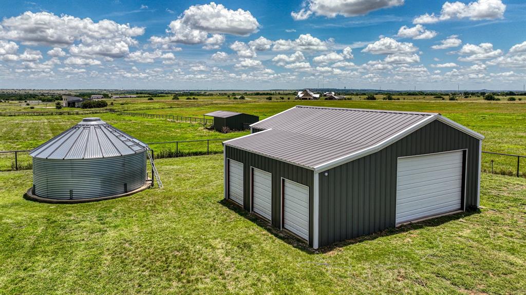 Rocky Creek Ranch - Farm