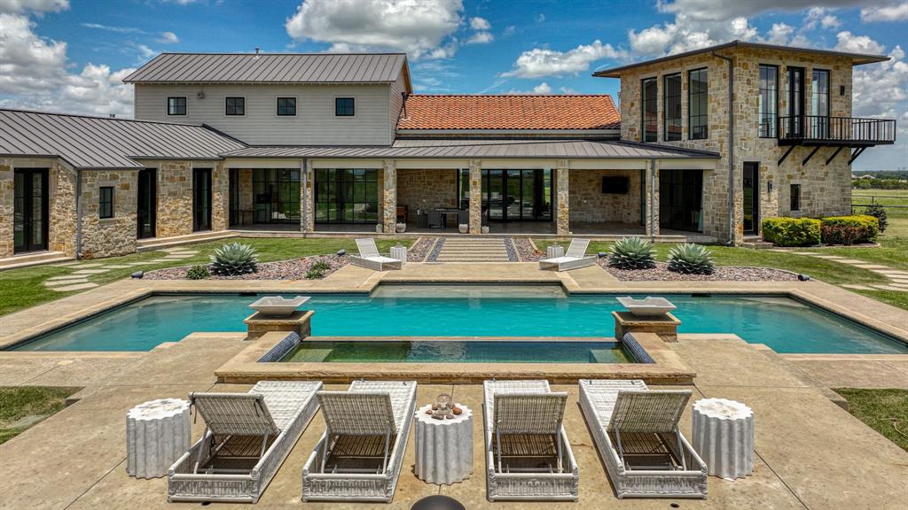 Rocky Creek Ranch - Farm