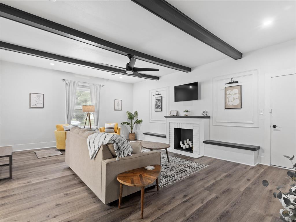 Mulkey Ennis-Ennis - Residential