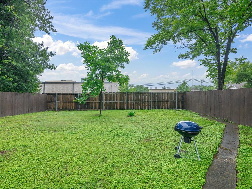 Mulkey Ennis-Ennis - Residential