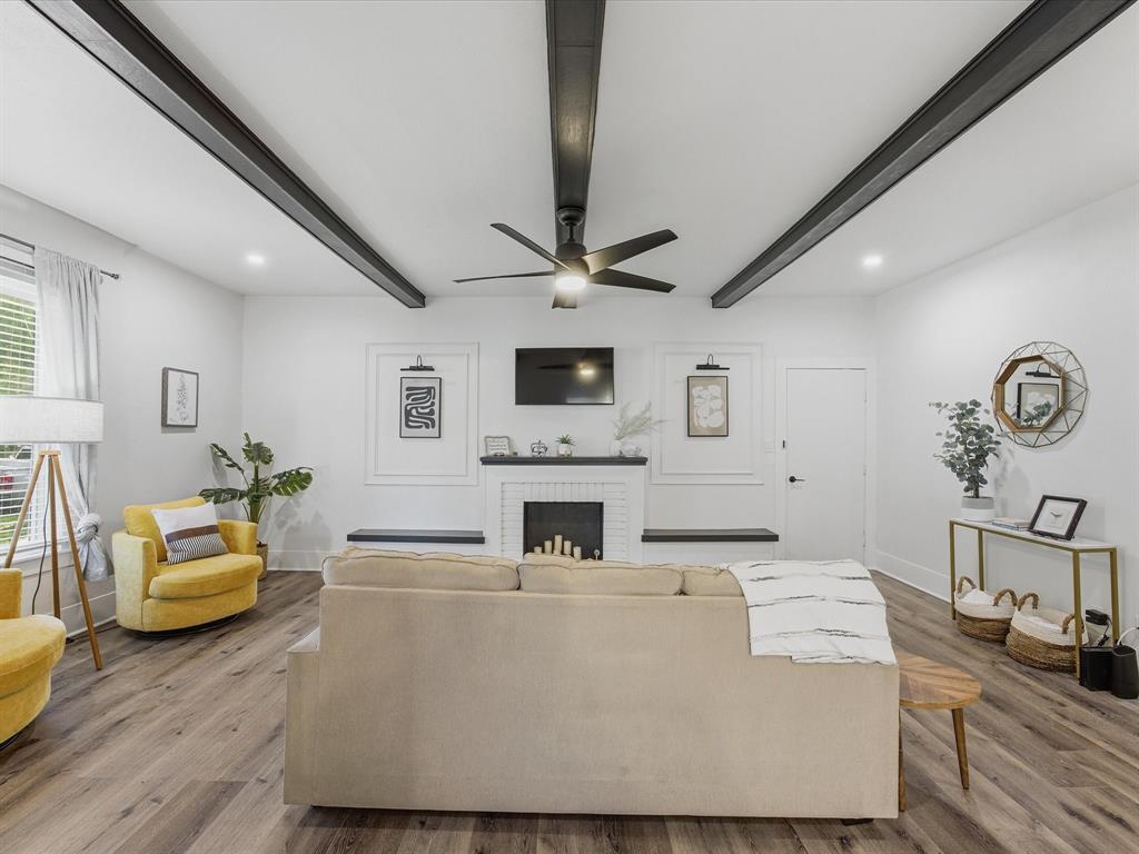 Mulkey Ennis-Ennis - Residential
