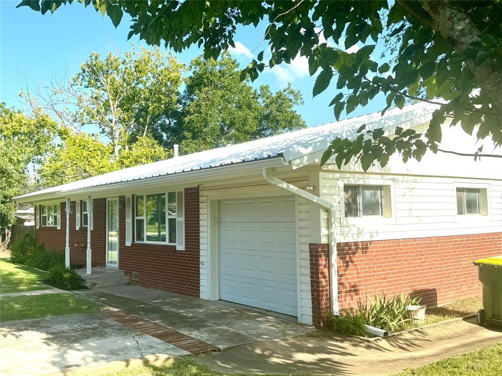 715 W First