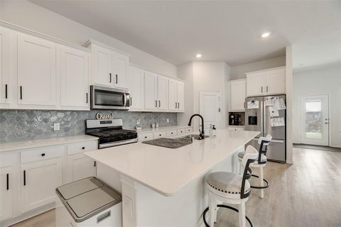 2001 Stinnet Street Anna TX 75409