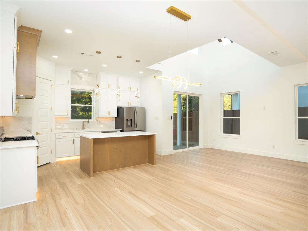 ACS 0.1525INT20250018186DD01282025 - Residential Income