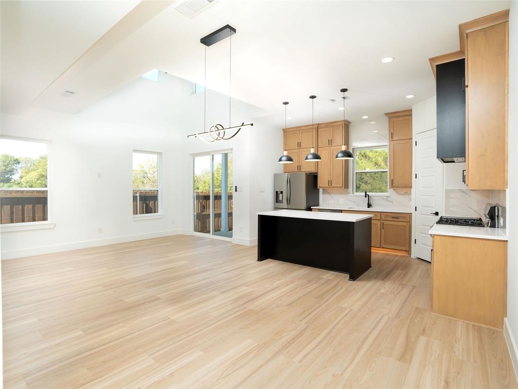 5851 & 5849 Millar Drive