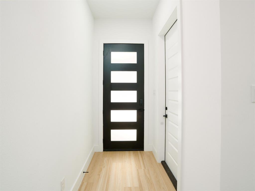 5851 & 5849 Millar Drive