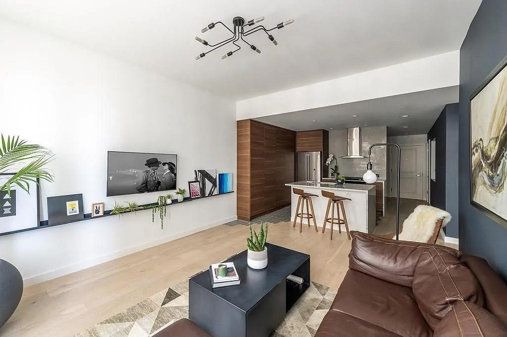 Metropolitan 1200 Main Street - Residential