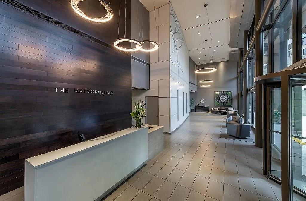 Metropolitan 1200 Main Street - Residential