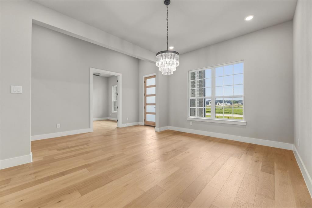 3016 Congress Lane