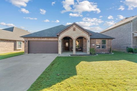 1667 Fraser Drive Burleson TX 76028