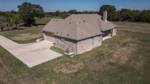 A home in Quinlan