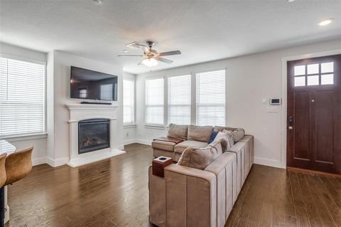 Photo of 2400 Magalia Lane, Lewisville, TX 75056 (MLS # 21214330)