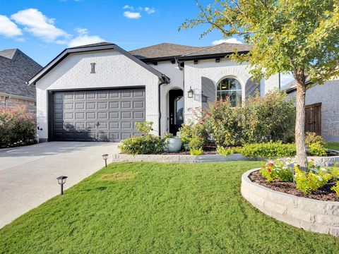 1913 Jumper Fields Drive Aubrey TX 76227