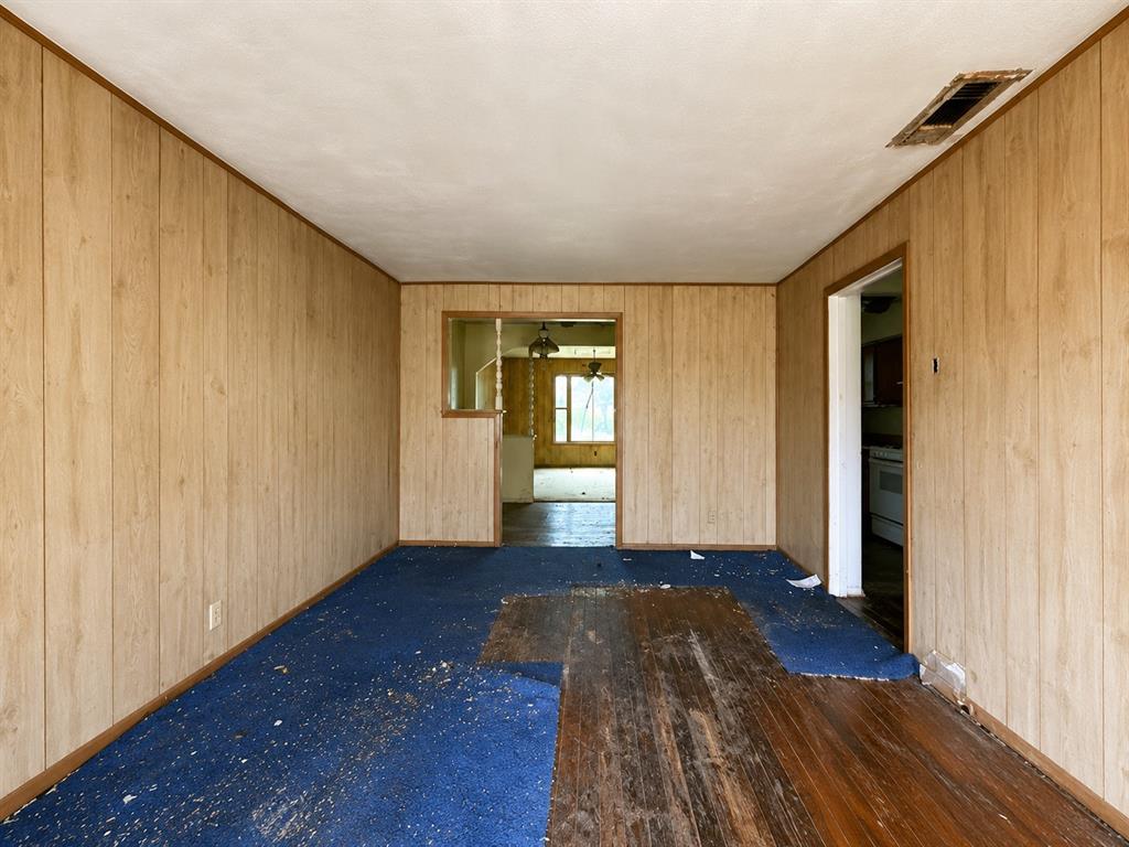 Yeldell Claud Sub - Residential