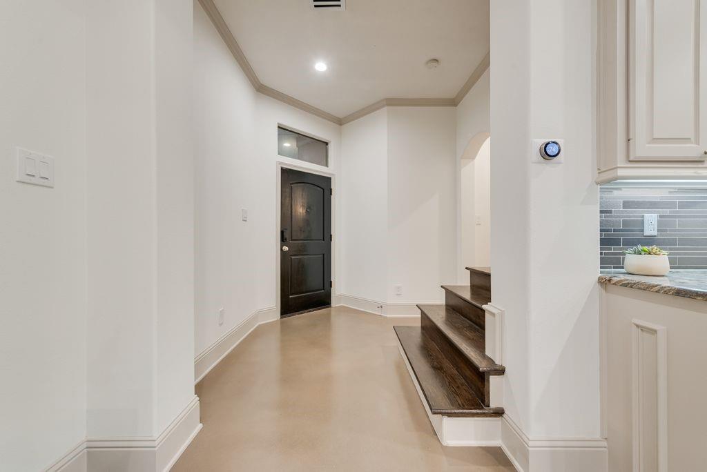 Renaissance Way Amd - Residential