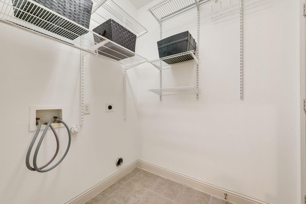 Renaissance Way Amd - Residential