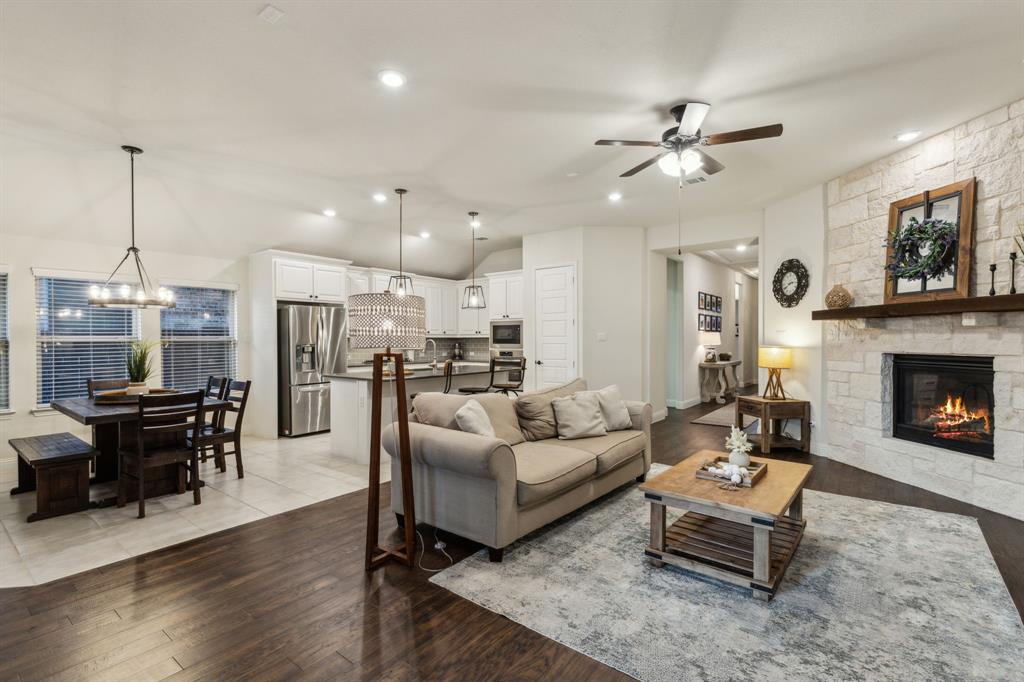 10113 Warberry Trail