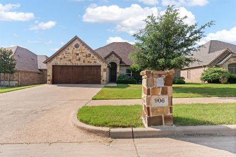 906 Joshua Court Granbury TX 76048