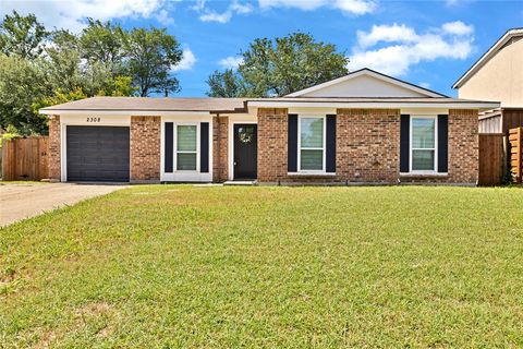 2308 Foxcroft Lane Arlington TX 76014