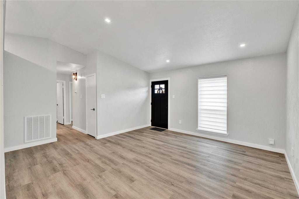 2308 Foxcroft Lane
