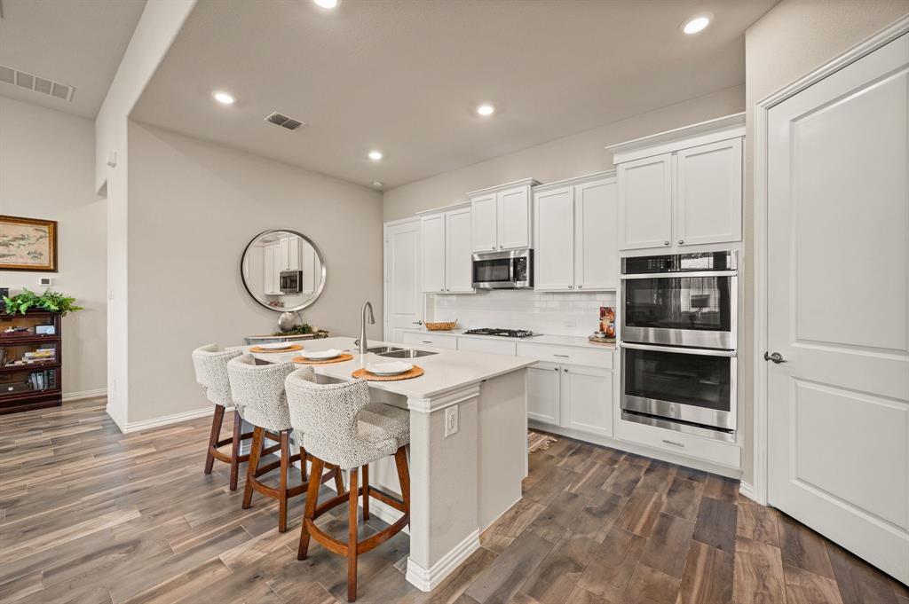 1833 Spotted Fawn Drive