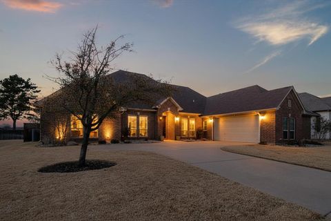 1902 Melbourne Drive Pantego TX 76013