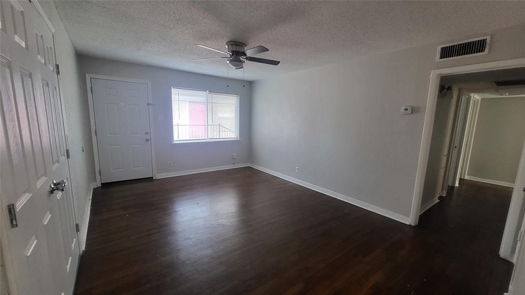 Arlington Heights West - Residential Lease