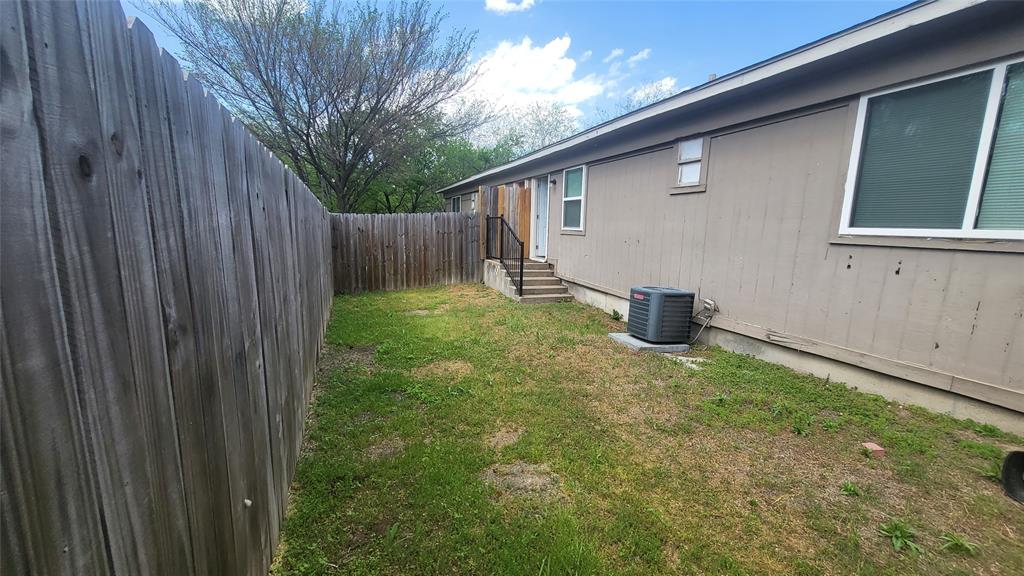 Arlington Heights West - Residential Lease