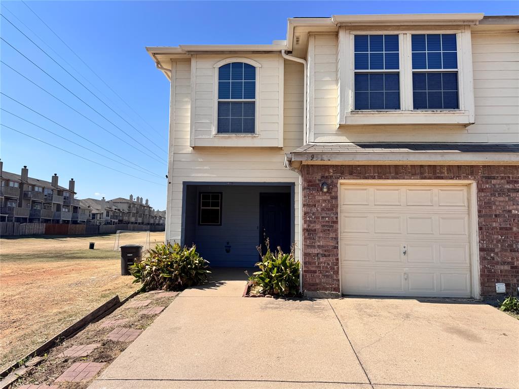 NEWPORT VILLAGE AT TRINITY - Residential Lease