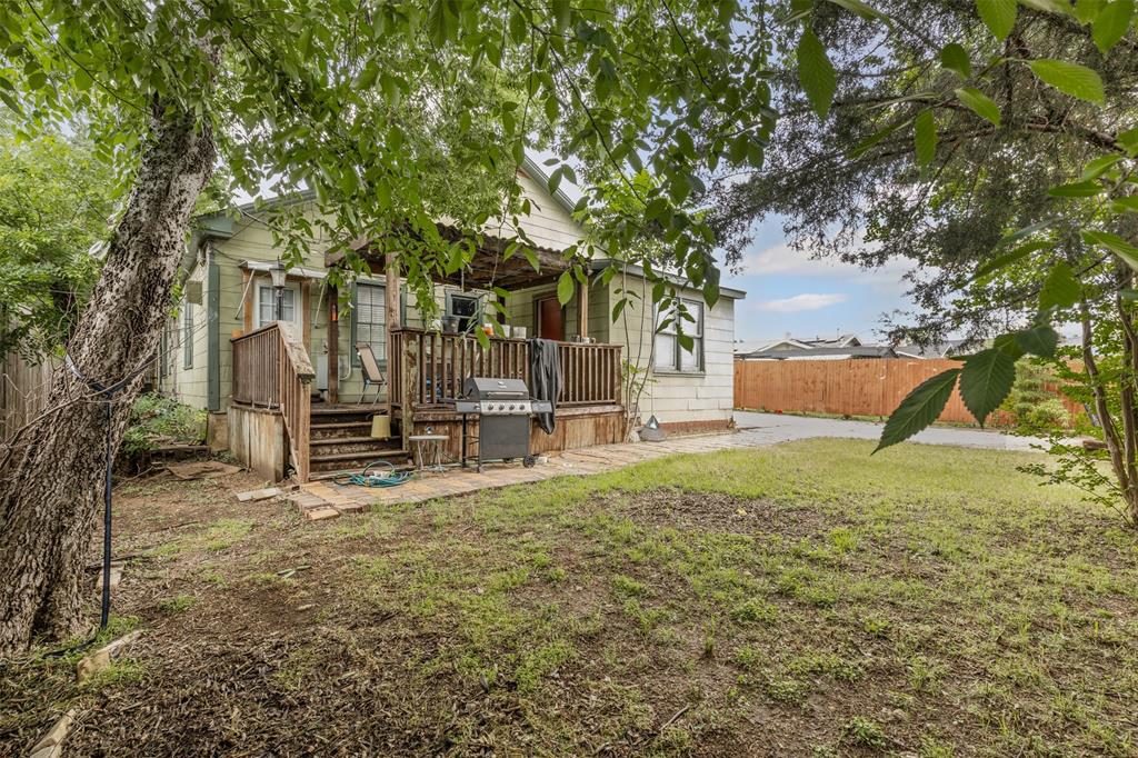 HI MOUNT ADDITION - Residential Lease