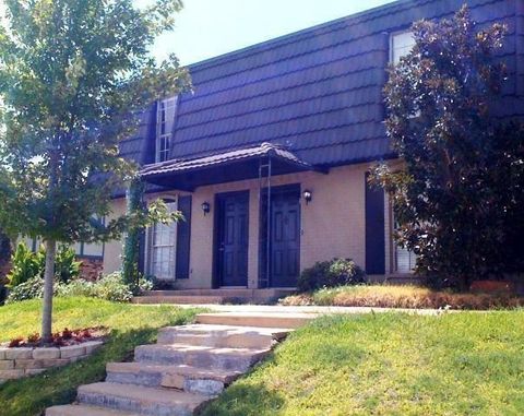 Photo of 2729 Hurstview Drive #A, Hurst, TX 76054 (MLS # 21220238)