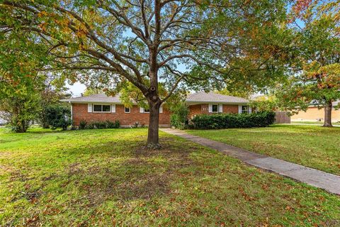 A home in Allen