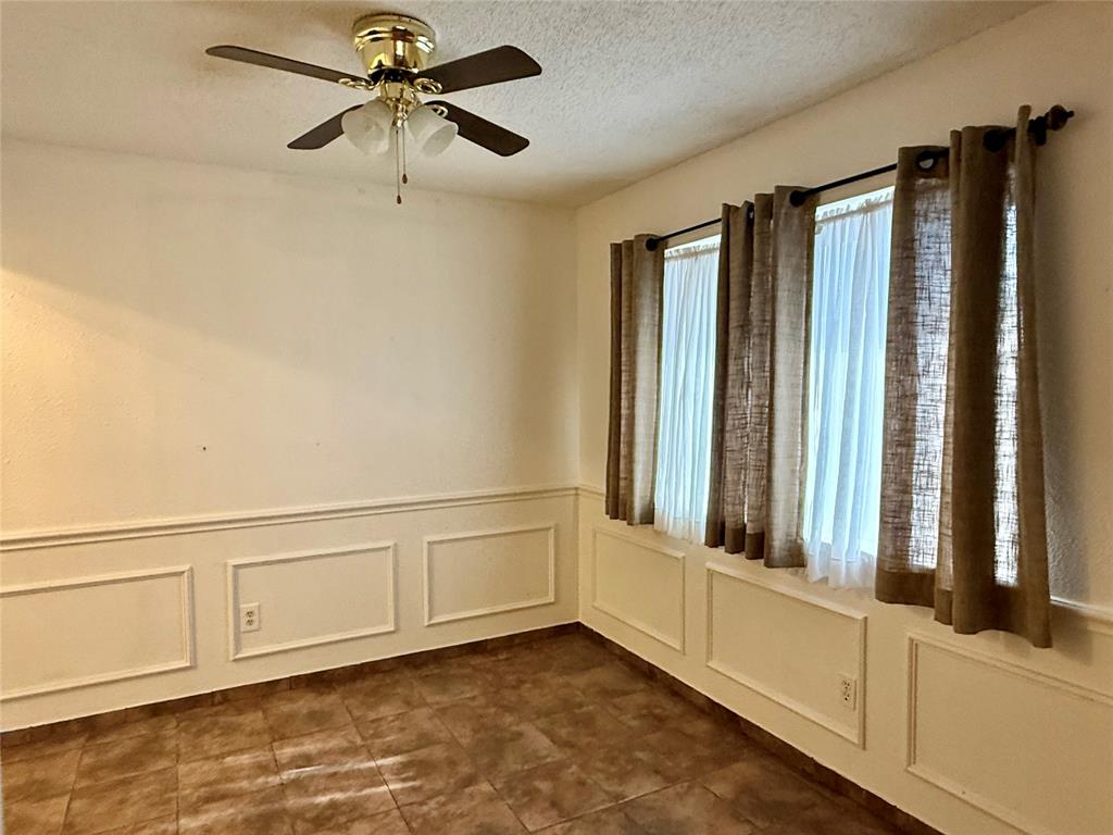 210 W 4th Street