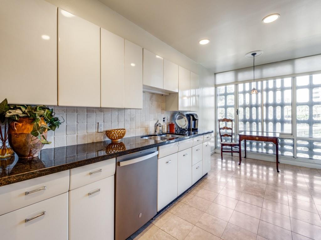 Condo 3525 - Residential