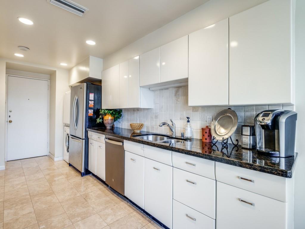 Condo 3525 - Residential