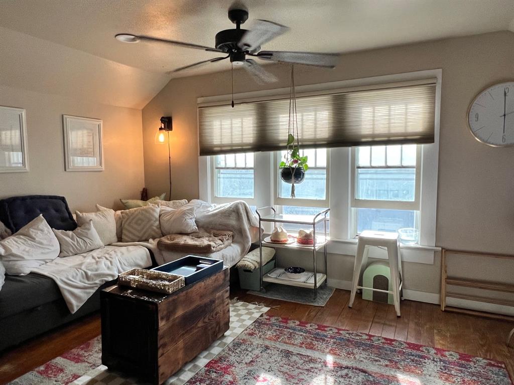 Orig Comanche - Residential